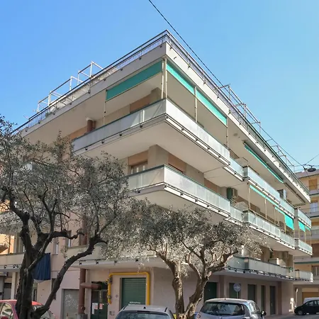 303 - Casa Paola A Loano, Relax A 100metri Dal Mare Appartamento *
