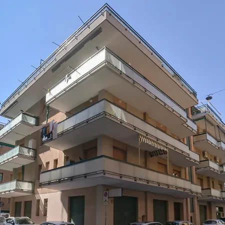 Apartament 303 - Casa Paola A Loano, Relax A 100metri Dal Mare