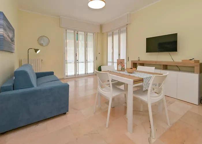 303 - Casa Paola A Loano, Relax A 100metri Dal Mare Apartmán *