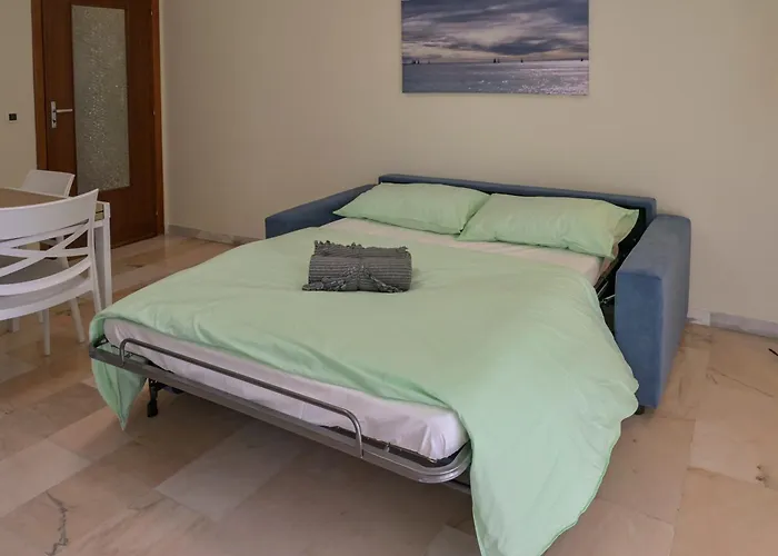 303 - Casa Paola A Loano, Relax A 100metri Dal Mare Apartmán *